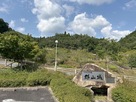 城趾のある山の風景…