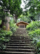 本丸八王子神社…