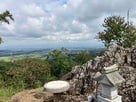 奥宮の先の岩山からの眺望…