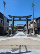 春日神社銅鳥居…