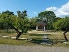 柳沢文庫前庭園…