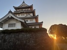 日の出時の模擬天守…