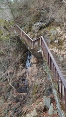 登城路の階段と氷瀑…