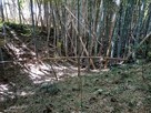 主郭と2郭を隔てる空堀…