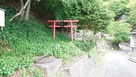 狐崎城址入り口に続く道…