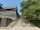 二の丸上の段への階段（本坂）と太鼓櫓…