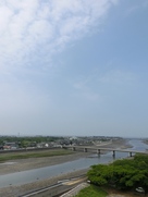天守閣から中津川河口方面の眺め…