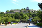 丸亀城 大手口前からの全景…