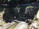大池（整備工事中）の南側石段…