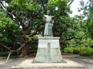 蜂須賀家政公銅像…