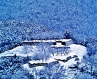 雪景色の赤木城…
