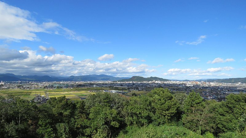物見櫓から福島市街方面を撮ってみた