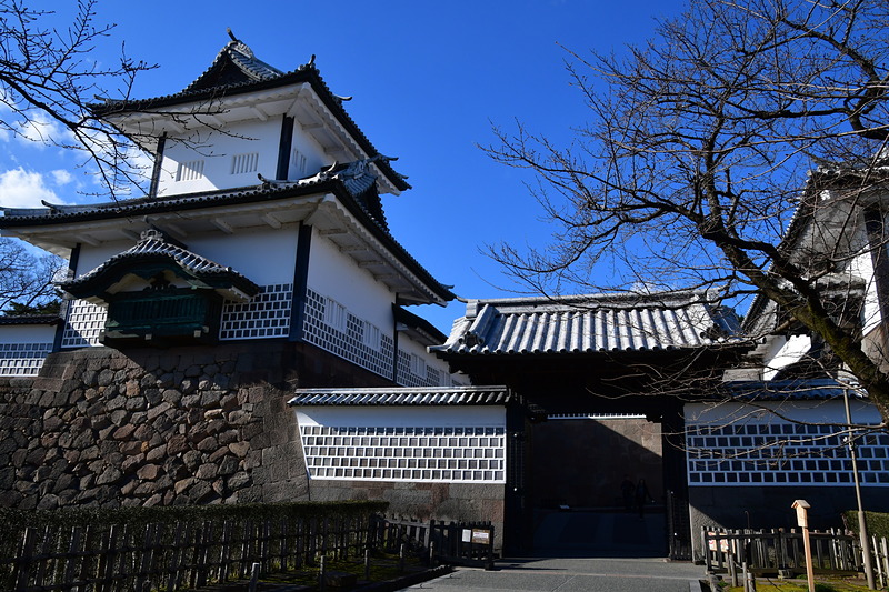 石川櫓と一の門