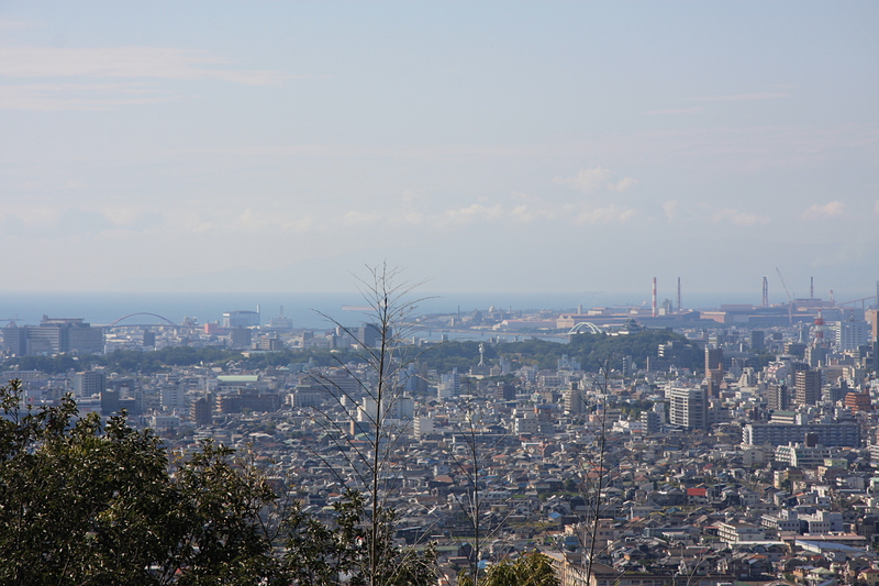 紀氏の墓所、大日山35号墳から見た和歌山城
