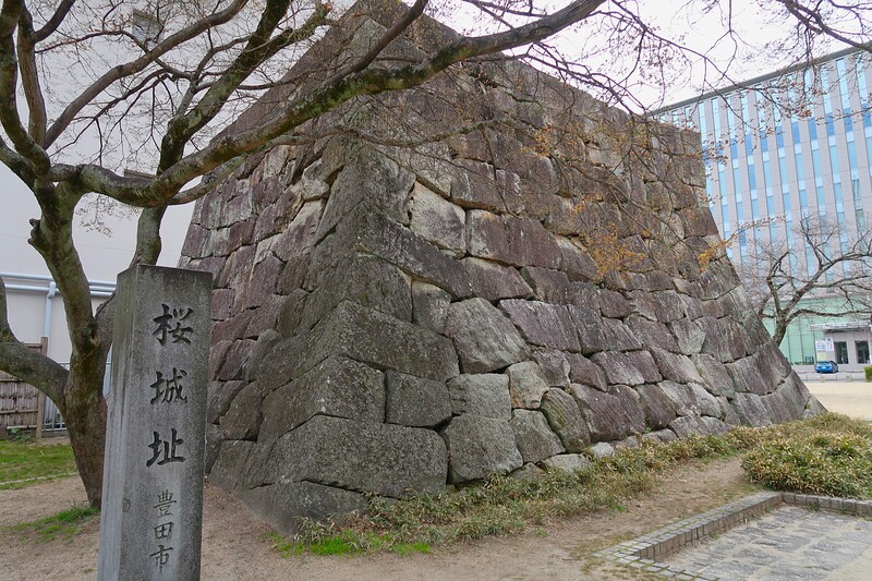 桜城 隅櫓石垣
