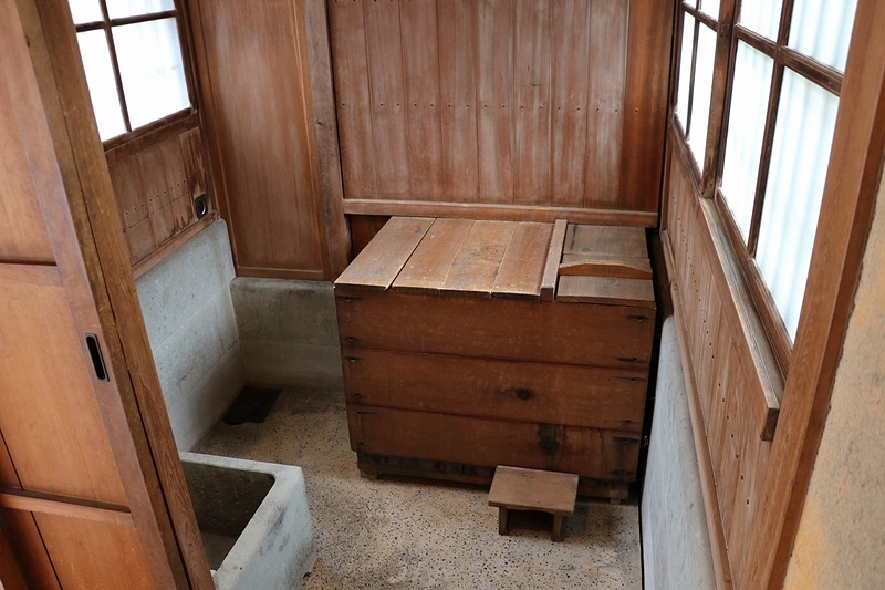 旧内山邸浴室
