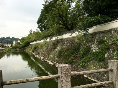 石垣と水堀