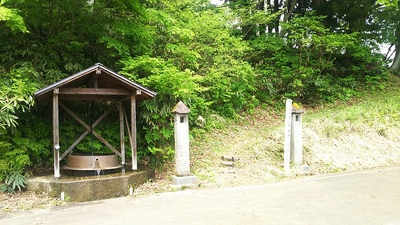 松苧神社入口（37.145980,138.649819）