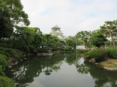 日本庭園と天守