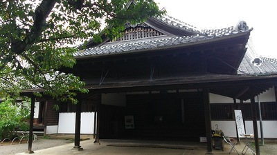 旧弘道館玄関口