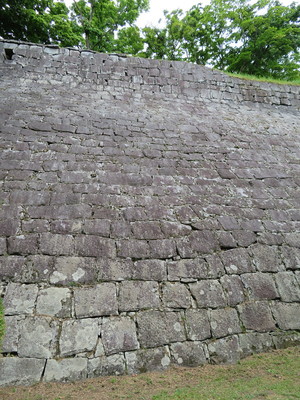 二の丸北側の石垣