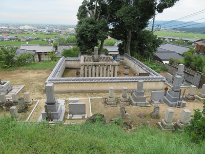 戸川秀安墓所