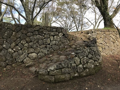 朱印状倉跡の石垣