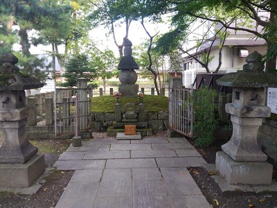 蒲生氏郷公の墓