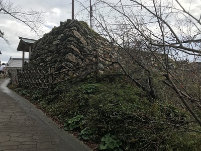 本丸門櫓跡の石垣