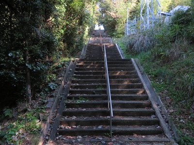 飯山（采女丸）山頂への階段