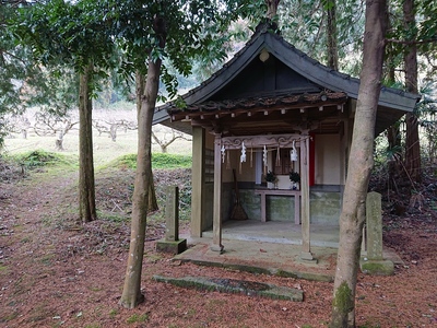 登山路入口(神社下宮社殿)