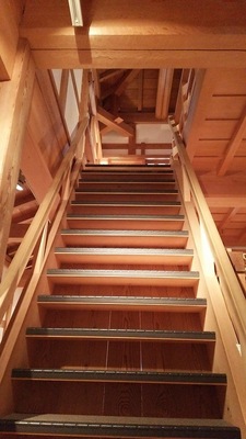 辰巳櫓の階段