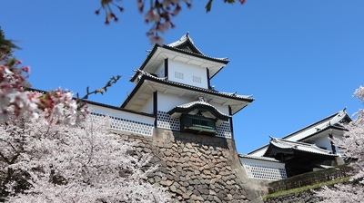 石川門   春