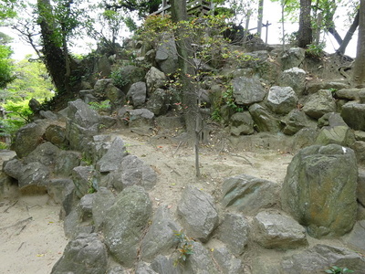 尚古荘庭園に残る石垣