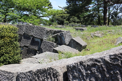 福井地震にて倒壊した石垣