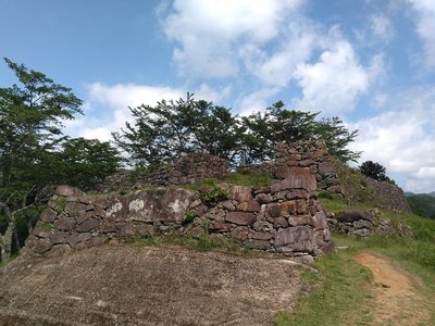 主郭石垣