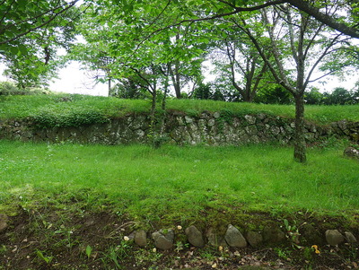 堡塁内側の石積