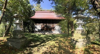 主郭（長丘神社）