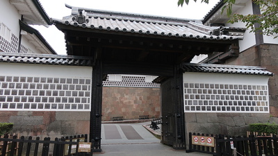 石川門(一の門)