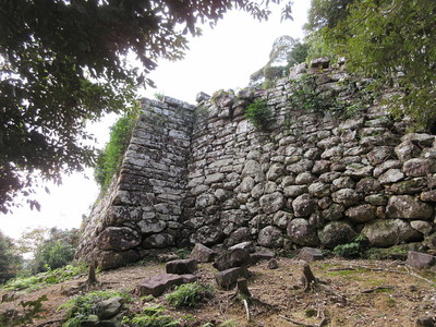一の城戸石垣