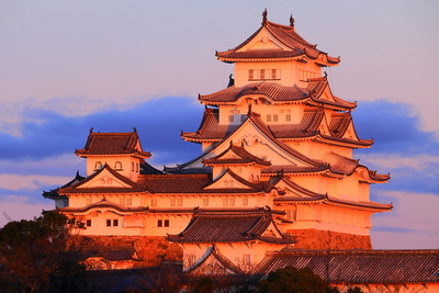 景福寺公園から夕映えの天守