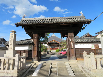 法鷲寺の移築門