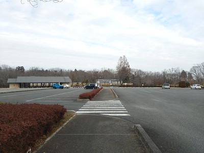 歴史博物館前の駐車場