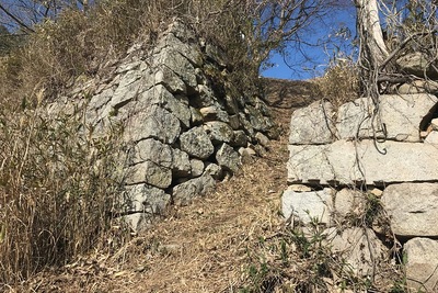 東郭の石垣