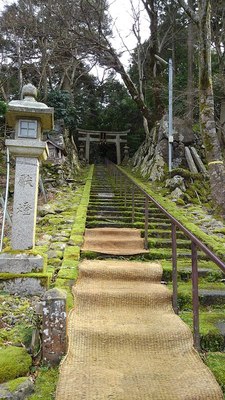 白石神社の石段
