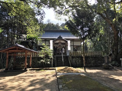 波多八幡神社