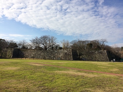 鴻臚館跡から二の丸石垣