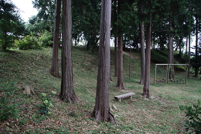 城山神社の土塁