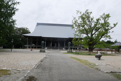 勝興寺の本堂