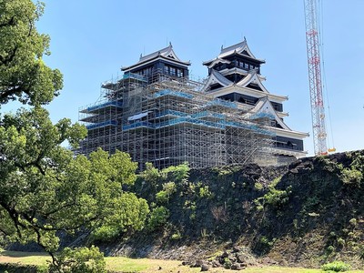加藤神社からの天守（2020年9月）